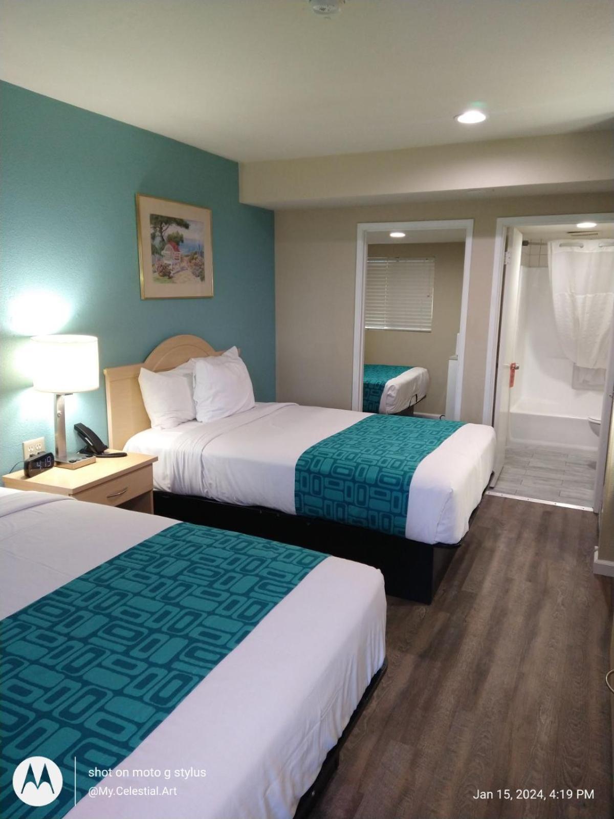 Howard Johnson By Wyndham Santa Cruz Beach Boardwalk Eksteriør bilde