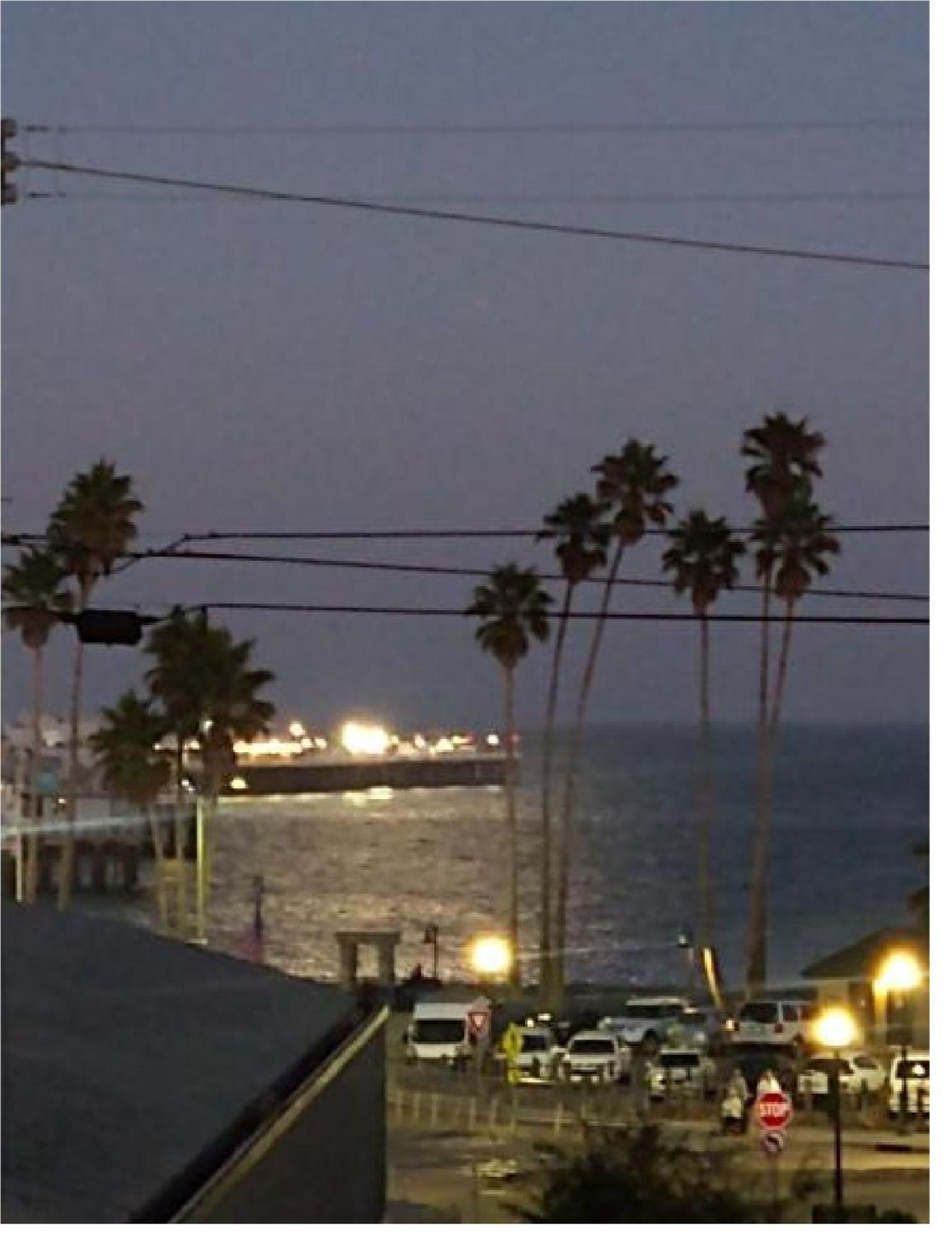 Howard Johnson By Wyndham Santa Cruz Beach Boardwalk Eksteriør bilde